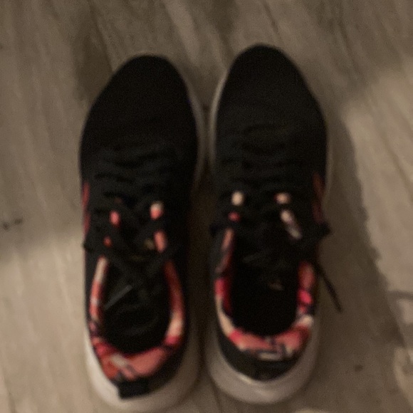 Adidas sneakers - Picture 2 of 3